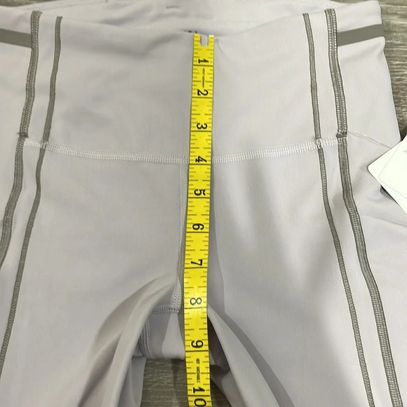 NWT Athleta Ultimate Stash Pocket Ignite 7/8 Tight Lavender XS - Picture 10 of 16